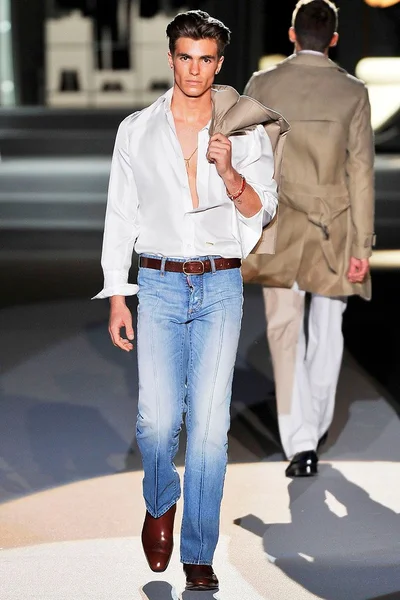 Look 6